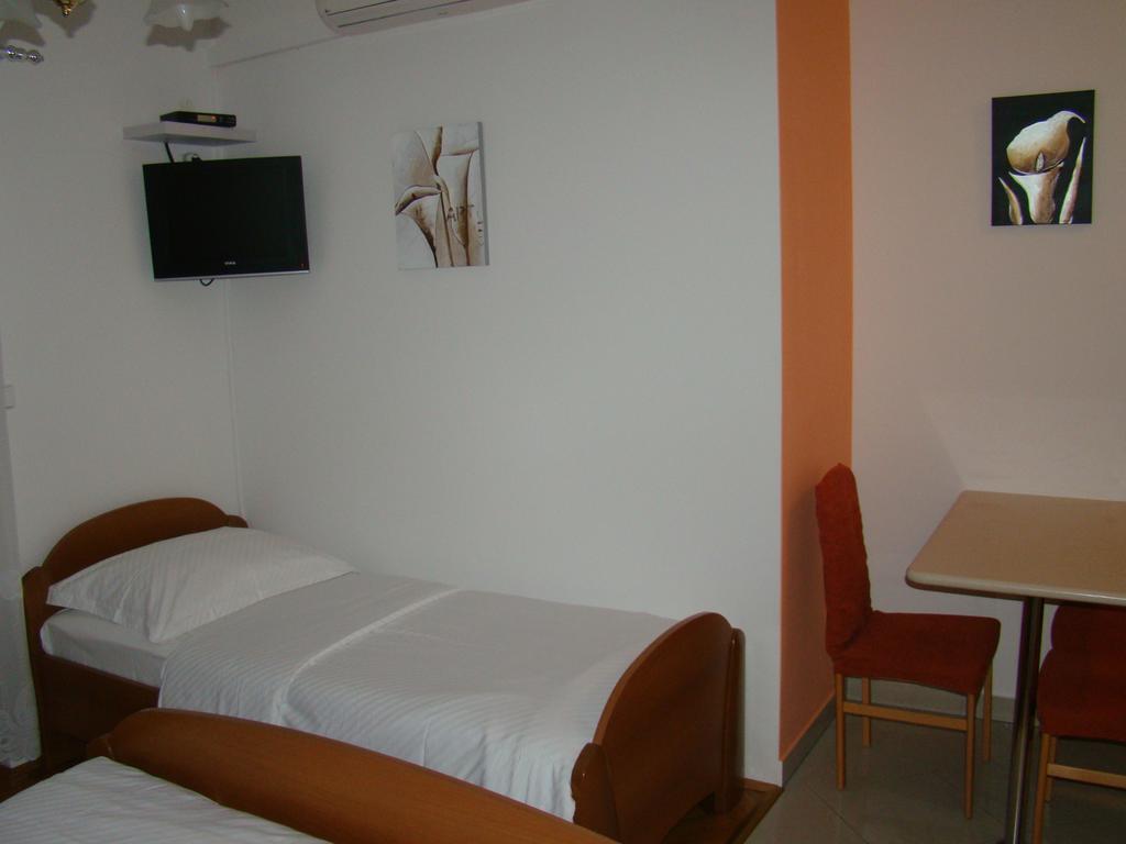 דוגי ראט Apartments Villa Sunce חדר תמונה
